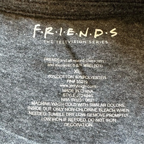 Women’s 90’s TV Sitcom Friends Spell out Gray T-shirt Size XL - Picture 5 of 5